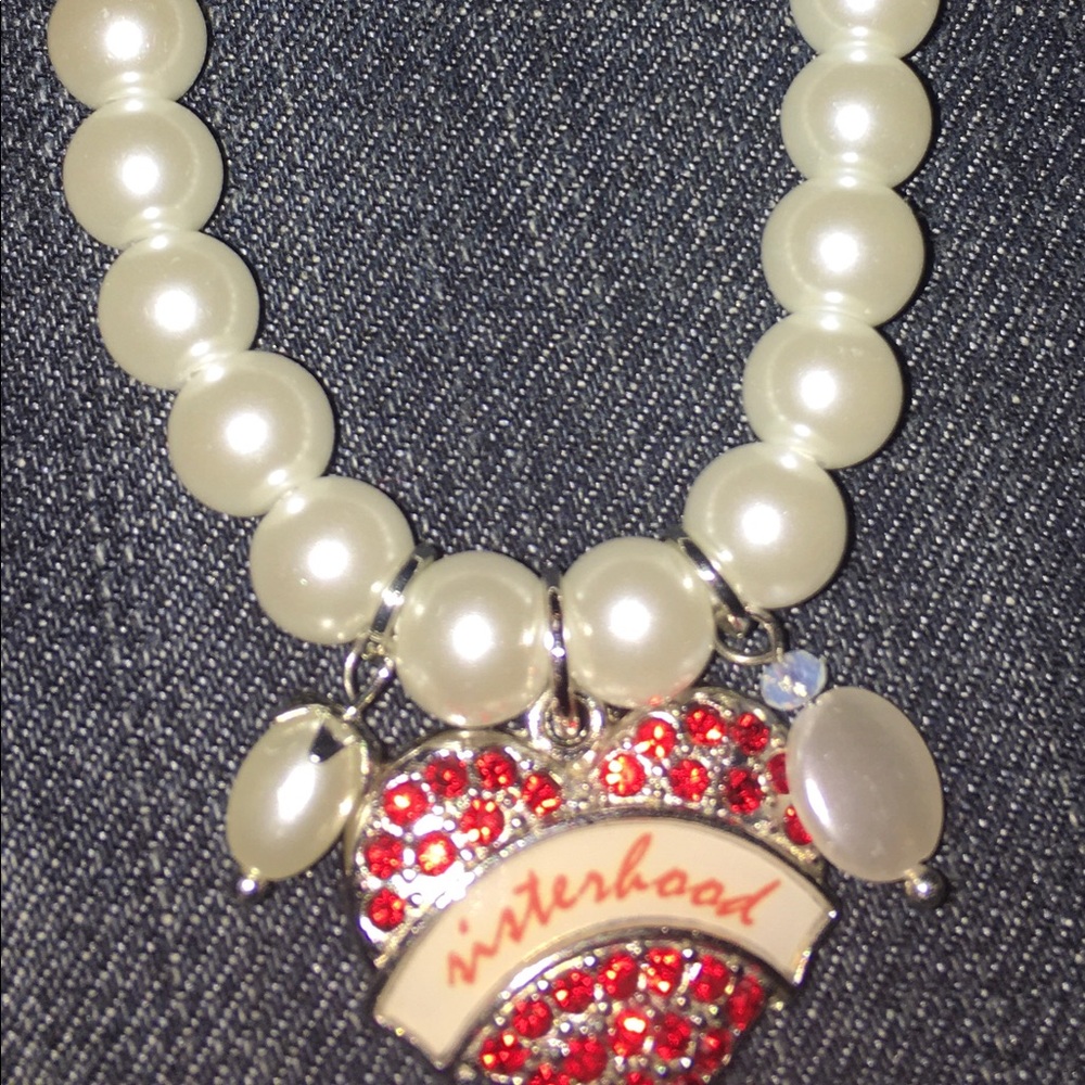 Delta bracelet